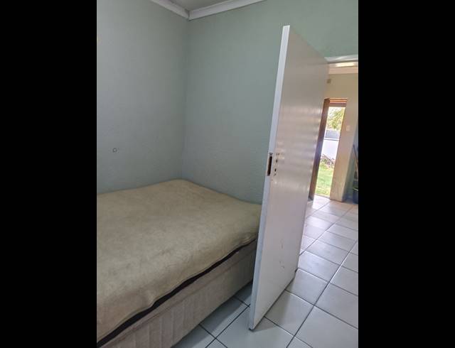 3 BEDROOM HOUSE FOR SALE IN BIRCHLEIGH NORTH
